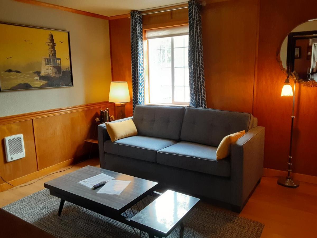 Anchor Inn Resort Lincoln City Extérieur photo