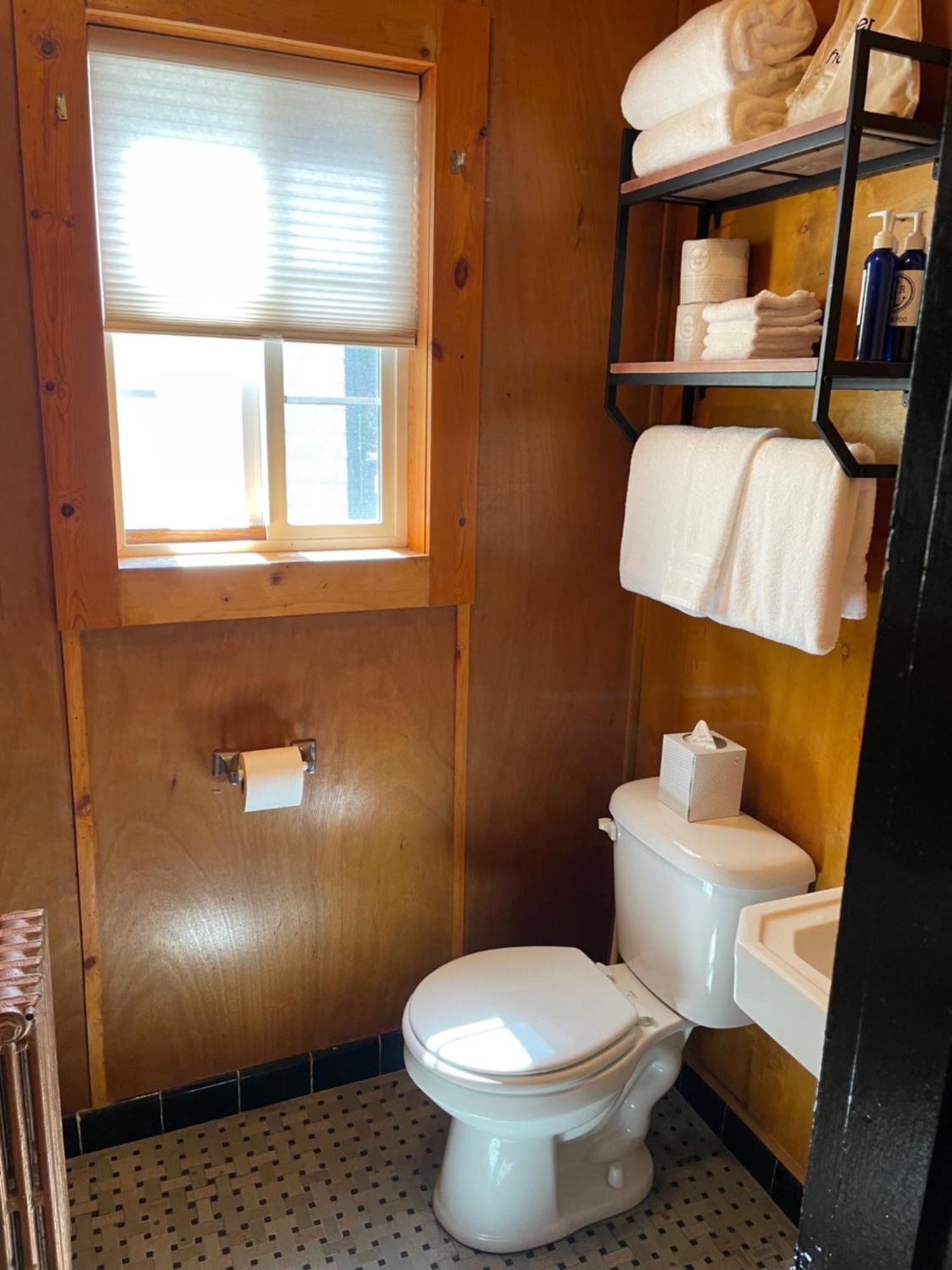 Anchor Inn Resort Lincoln City Extérieur photo